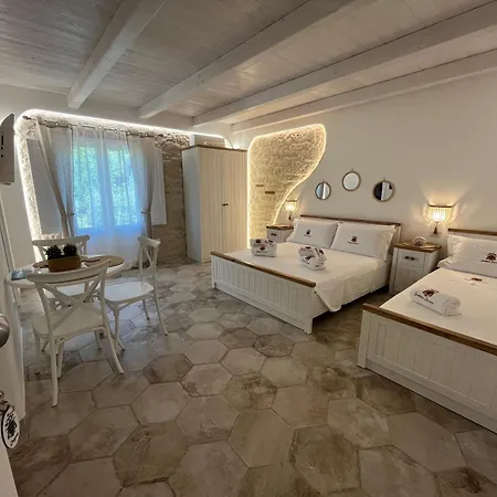 Vendégház Godano 3*