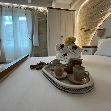 Godano Casa de hóspedes 3*